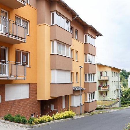 Modern Apartment With 2 Bedrooms Karlovy Vary Exterior photo